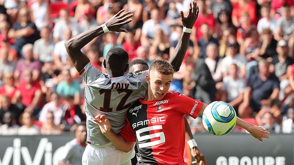 FRANCÊS: Em casa, Rennes perde do Nice e cede liderança ao PSG