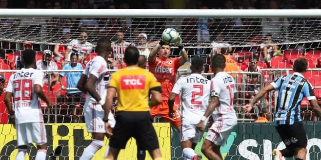 Tiago Volpi está indo bem no São Paulo