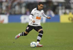 Elenco do Vasco sai em defesa de Yago Pikachu após a perda de 2º pênalti seguido