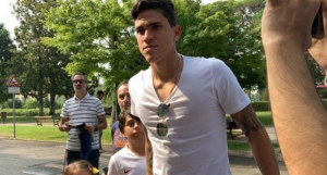 Atacante do Fluminense chega à Itália para assinar com novo clube