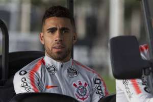 Fábio Carille confirma volante como titular do Corinthians contra o Ceará