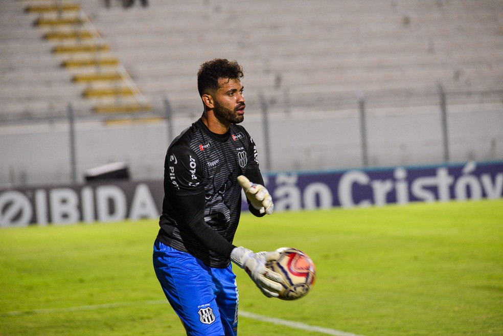 Série B: Ponte Preta não sabe o que é perder com Ygor Vinhas em campo