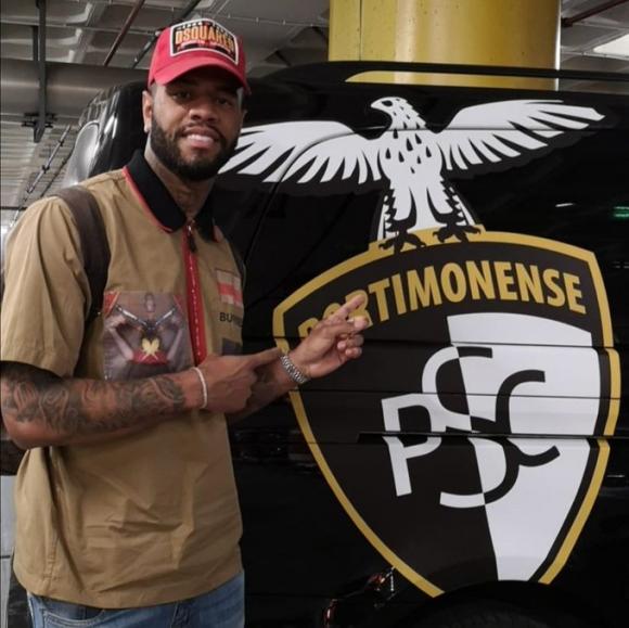 São Paulo acerta empréstimos de lateral e de atacante