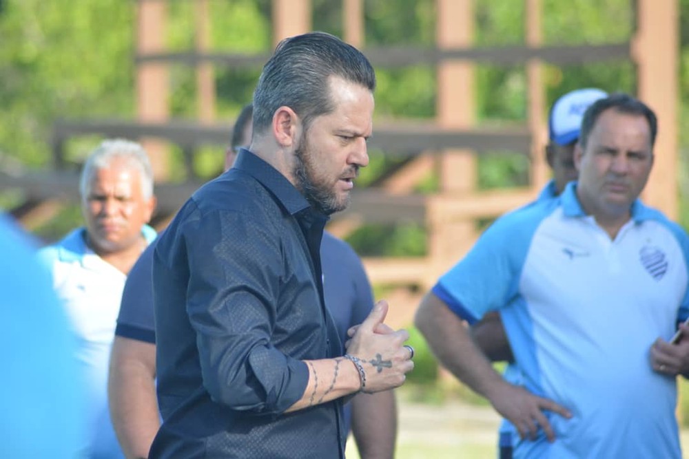 CSA se pronuncia sobre vazamento de áudio em que treinador critica atletas: ‘Má fé’