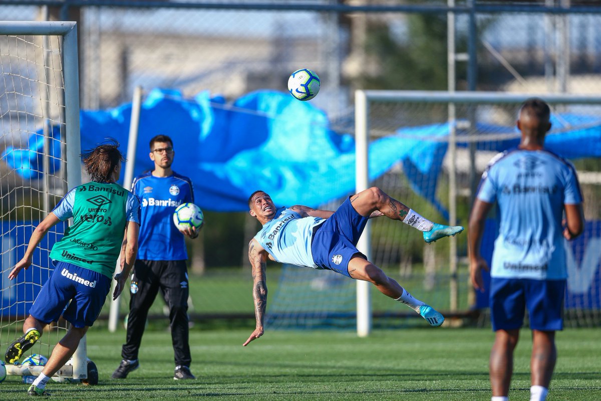 Copa do Brasil: Desfalcado de Everton, Grêmio treina sem Maicon e volante é dúvida
