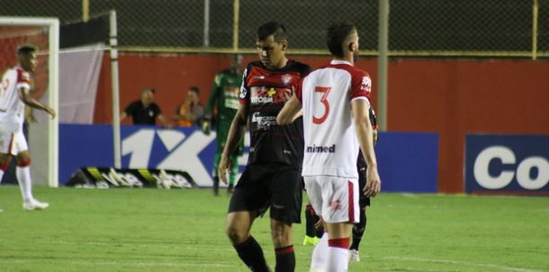 Vila Nova x Vitória – Tigre tenta puxar o Leão para o Z4 da Série B!
