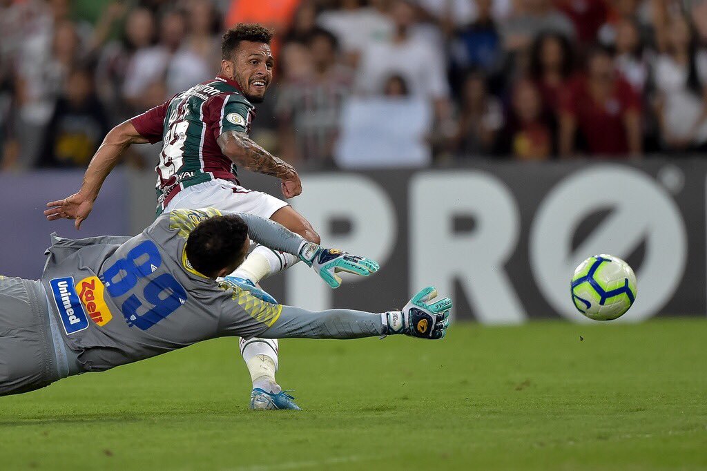 Após vaias, jogadores do Flu admitem frustração com derrota para lanterna