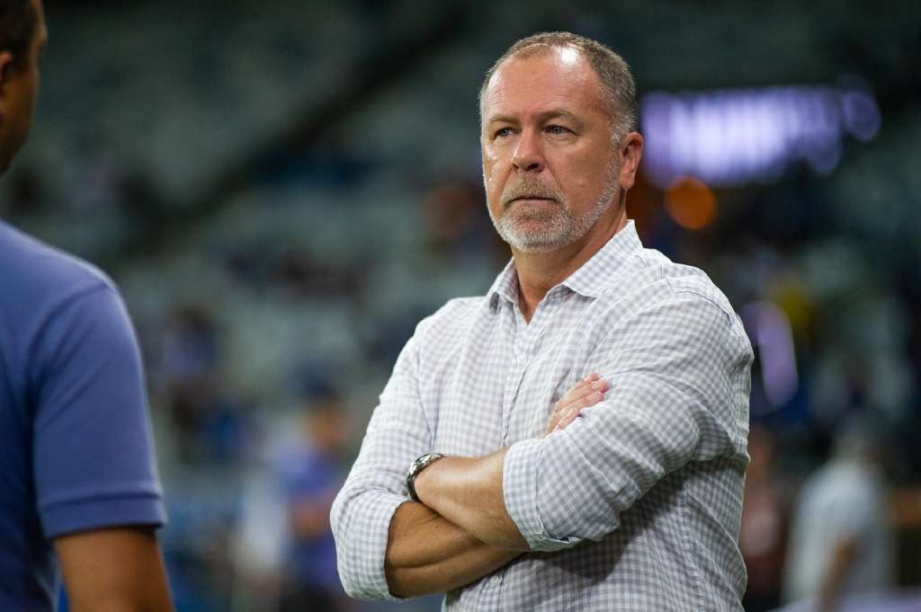 Com Mano Menezes favorito, Palmeiras tem pressa para contratar novo técnico