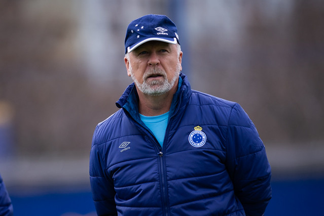 Demitido do Cruzeiro há um mês, Mano Menezes é a bola da vez no Palmeiras - Bruno Haddad / Cruzeiro EC