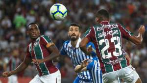 Após perder para rivais diretos, Fluminense desafiará jejum de mais de um mês no sábado