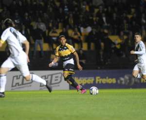 Série B: Waguinho destaca postura do Criciúma contra a Ponte: ‘Abafamos’