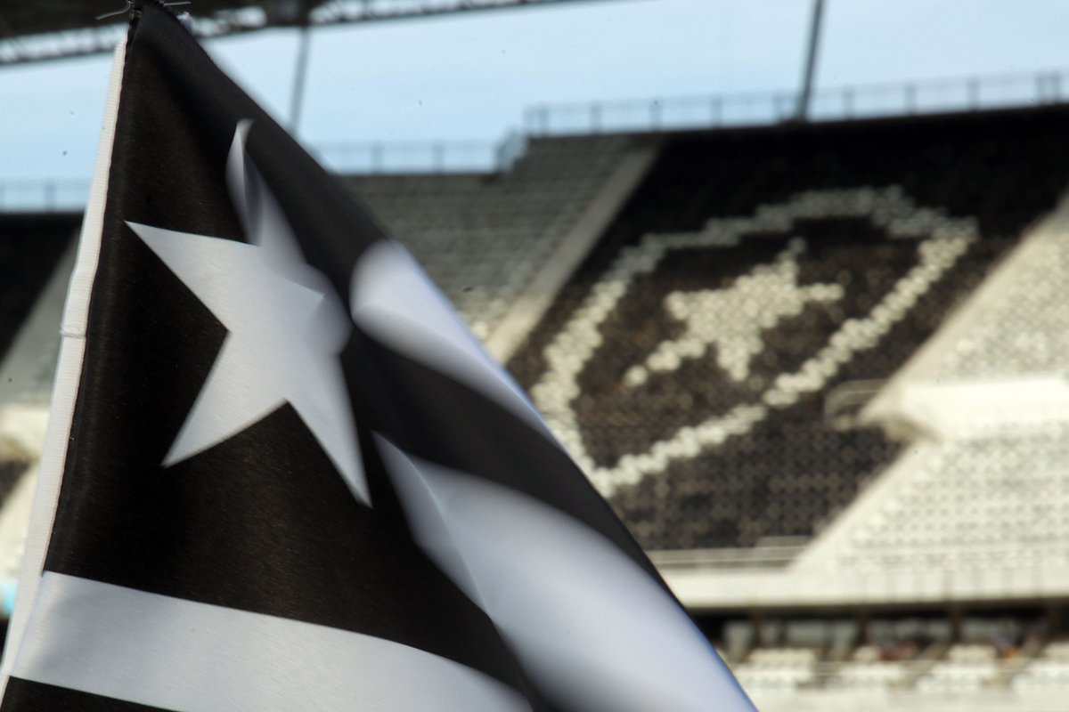 Sem vitória há 3 jogos, Botafogo faz promoção para ter Engenhão lotado no domingo