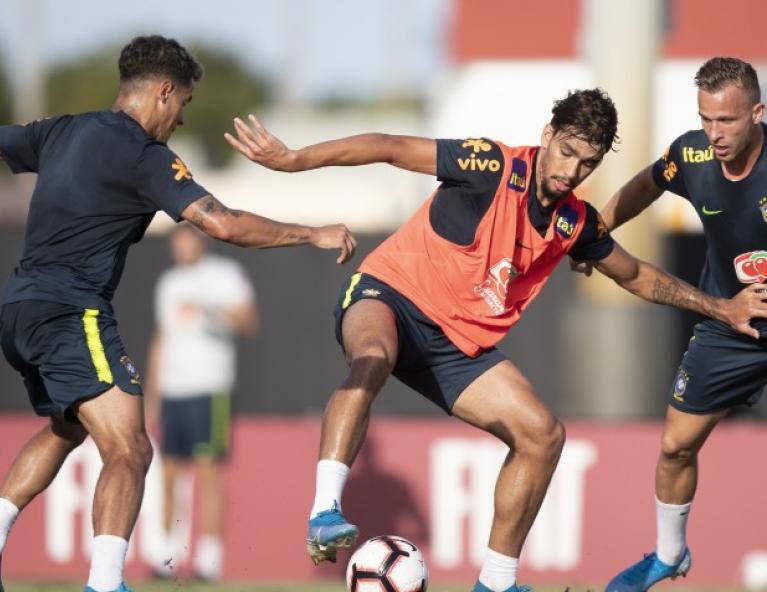 Com trio Neymar, Richarlison e Firmino, Tite esboça Brasil para amistoso de sexta