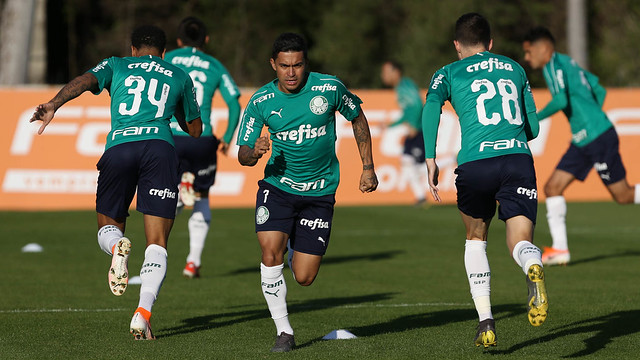 Palmeiras aposta em sequência de jogos contra times em baixa para se reerguer