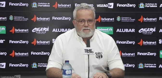 Ceará revela procura por atacante e banca permanência de Enderson Moreira