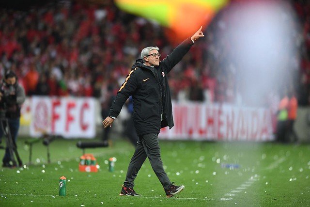 Finalista, Odair Hellmann destaca força do Inter: ‘Joga como campeão todos jogos’