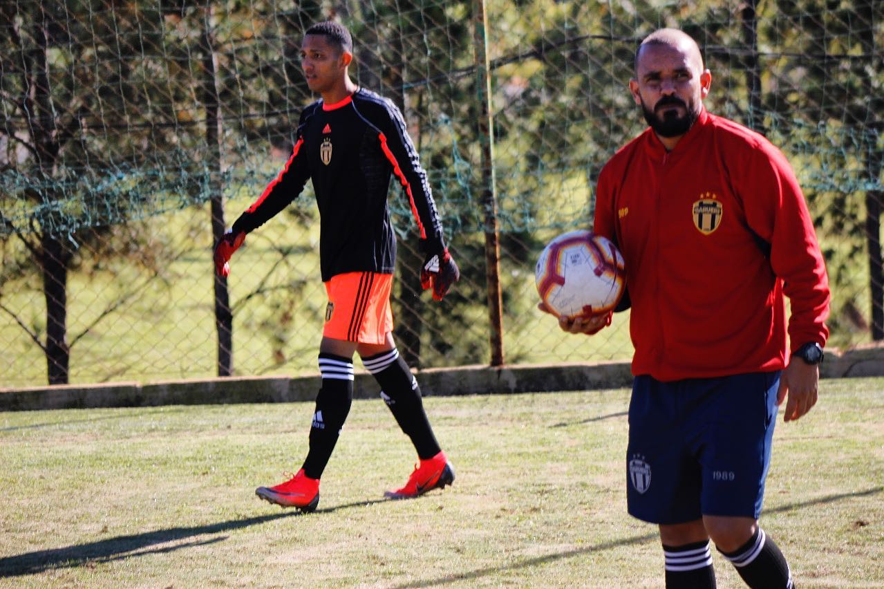 Com ótima campanha, Alan Kila leva Grêmio Barueri à classificação em torneio paulista