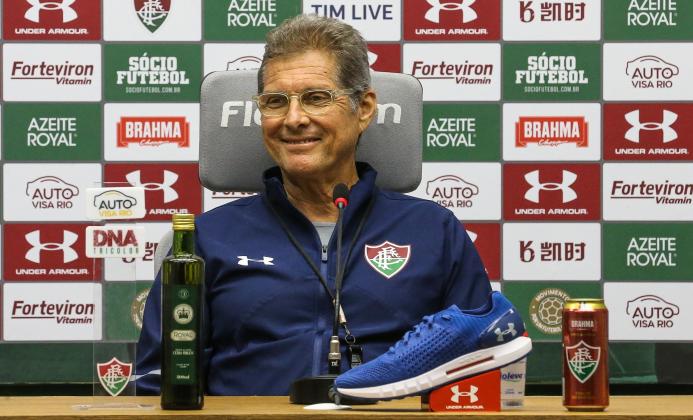 Oswaldo promete mudanças no Flu e testa Airton e Gilberto no time titular