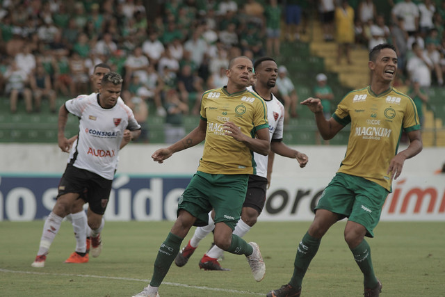 Série B: Contra adversário em baixa, Guarani fica de olho em Sorocaba para escapar do Z4