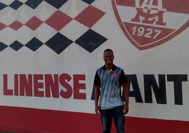 De olho na Copa SP, Edivan Coelho define permanência no comando do sub-20 do Linense