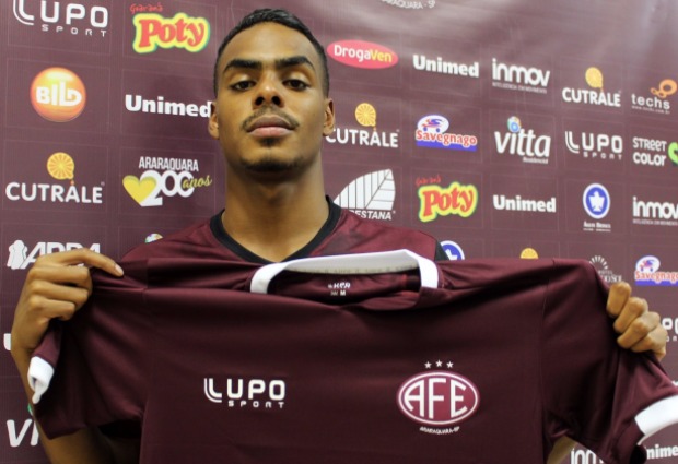 Copa Paulista: Após série de empates, volante acredita na reabilitação da Ferroviária