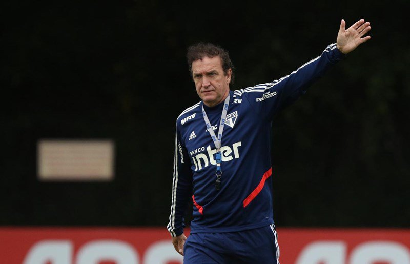 Com desfalques, Cuca pode colocar Igor Vinícius no ataque do São Paulo