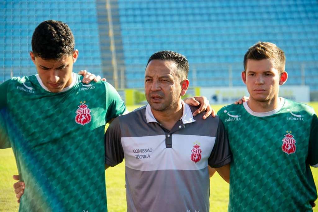 Mesmo em Caxias, Paulinho Kobayashi mostra otimismo em acesso do Imperatriz