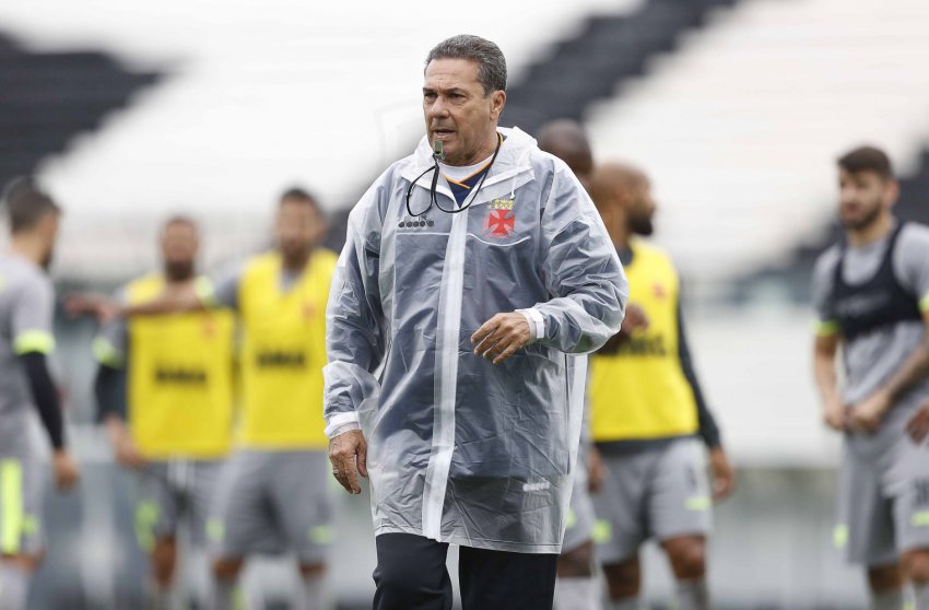 Vasco x Bahia – Cruzmaltino quer usar São Januário para frear o Tricolor