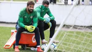 Com medo de protesto e inseguro, Fluminense desembarca em Fortaleza para se reabilitar