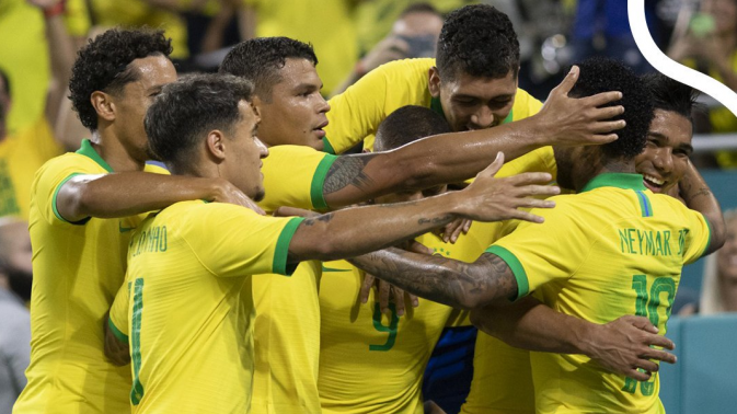 Jogadores festejaram muito o gol de Neymar