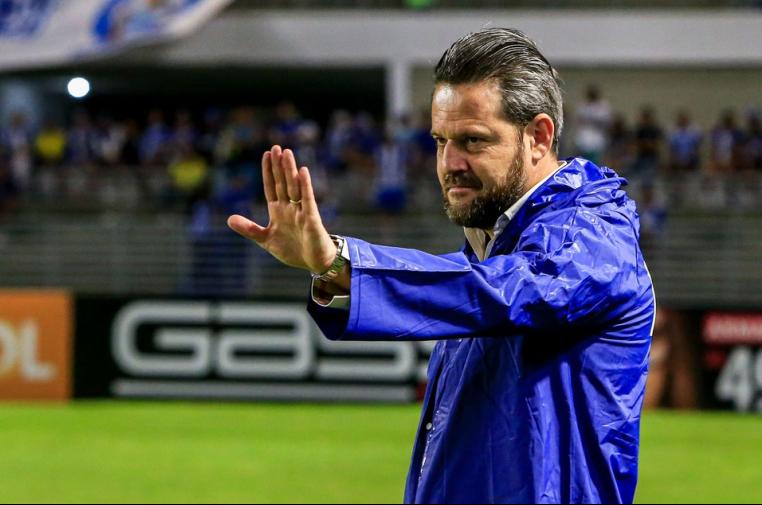 CSA x Chapecoense – Duelo dos desesperados no Rei Pelé