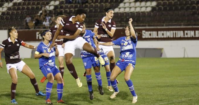 BRASILEIRO FEMININO: Ferroviária e Kindermann empatam na abertura das semifinais
