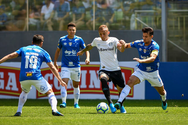 Everton é o craque da seleção FI