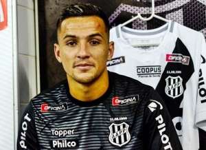 Série B: Atacante da Ponte Preta se envolve em confusão com torcedores no Instagram