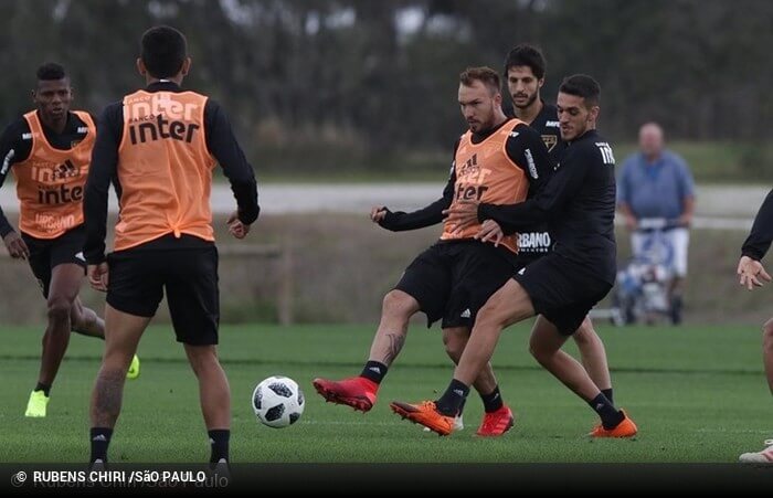 Time da Série B fica a detalhes de anunciar volante encostado no São Paulo