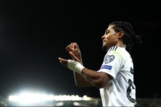 ELIMINATÓRIAS EURO: Alemanha vence e lidera grupo C e Holanda goleia a Estônia