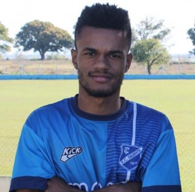 Copa Paulista: Taubaté declara luto após morte de mãe de atacante e libera jogador