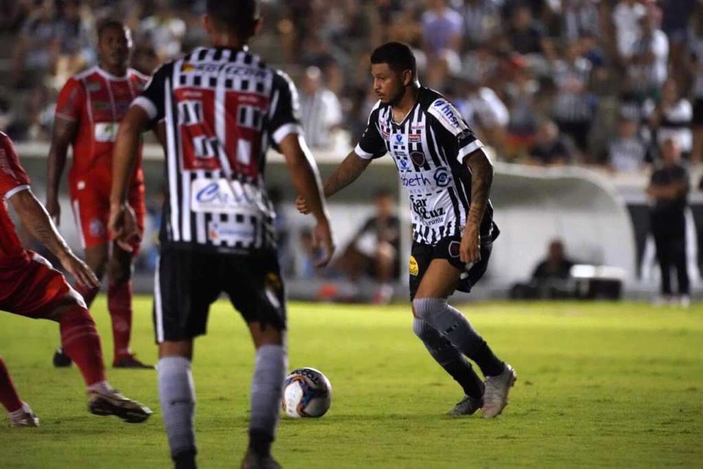 Operário acerta com lateral e atacante que estavam disputando a Série C 2 0002050414437 img