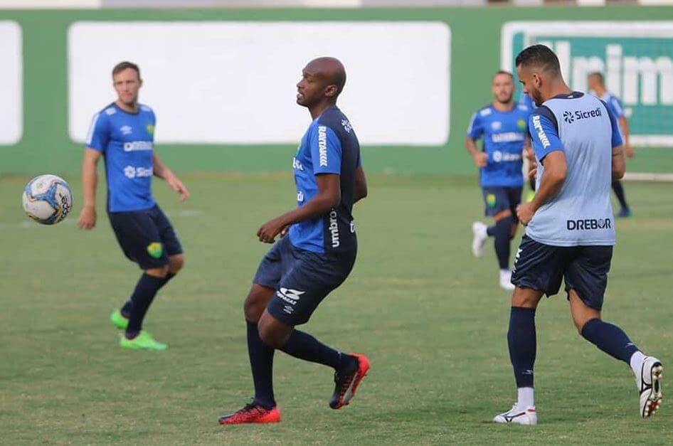 Série B: Zagueiro pede Cuiabá ligado para vencer confronto direto