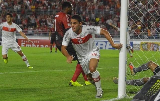 CRB derrota o Brasil de Pelotas - Gustavo Henrique/CRB