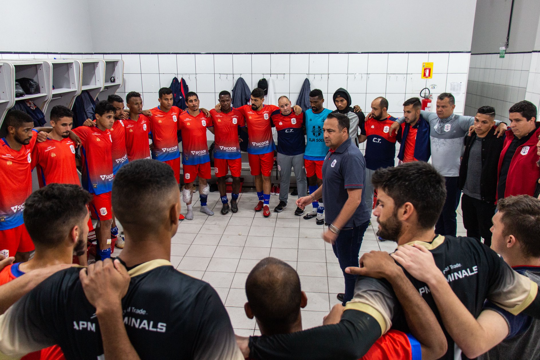 Após estrear com goleada na Copa SC, Paulo Foiani foca no Avaí para manter a liderança