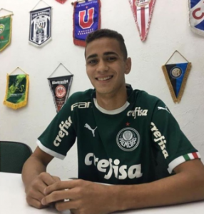 Pensando no futuro, Palmeiras aposta em revelação do futebol cearense