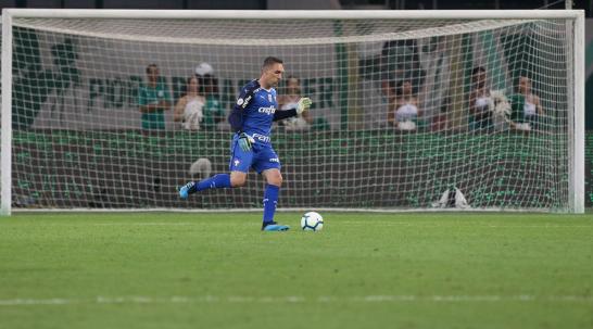 Perto do final do contrato, Fernando Prass evita comentar futuro no Palmeiras