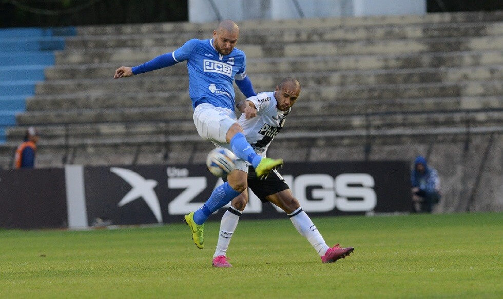 Série B: Ex-Fluminense se lesiona em jogo-treino e desfalca o São Bento