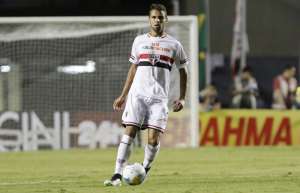 Goiás acerta com Lucão, ex-zagueiro do São Paulo