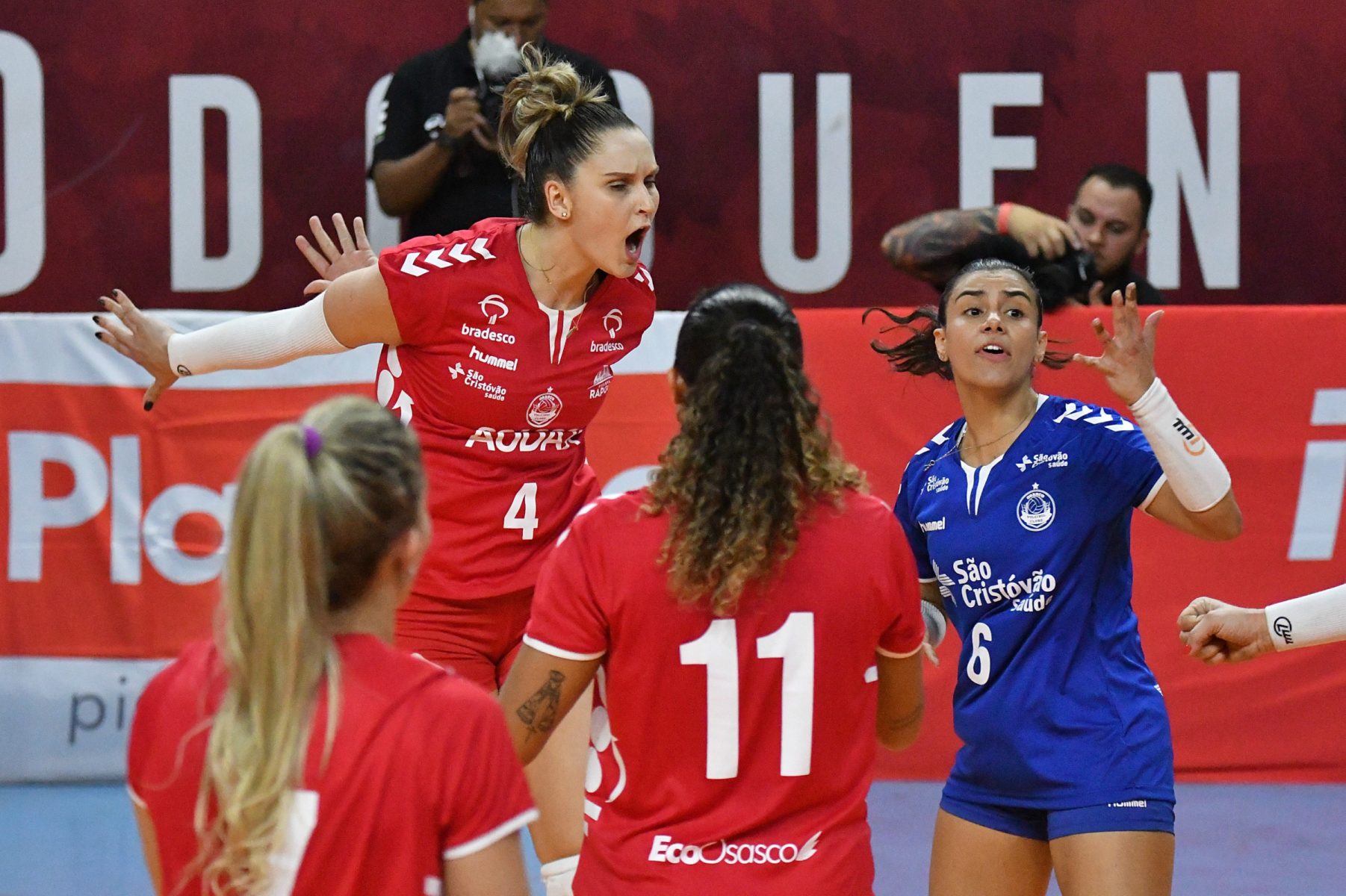 Meninas do Audax estreiam com vitória de virada no Campeonato Paulista de Vôlei