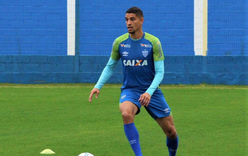 Avaí confirma lesão e Daniel Amorim desfalca time por oito meses