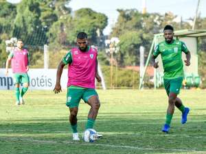 Série B: América Mineiro rescinde com Michel Bastos e apresenta dupla