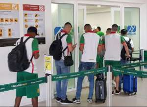 Série C: Sampaio Corrêa tem dois desfalques e lateral garante: 'Ninguém está acomodado'