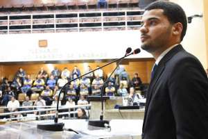 Série C: Presidente do Confiança homenageia pai após acesso: 'Era o sonho dele'